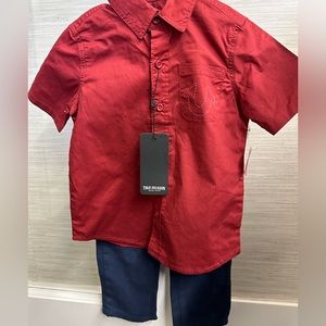 Boys True religion 3t 2-piece set .